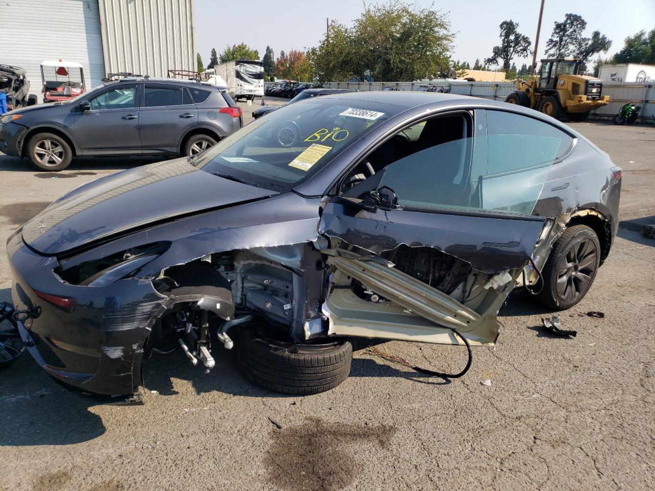 Tesla Model Y 2024 