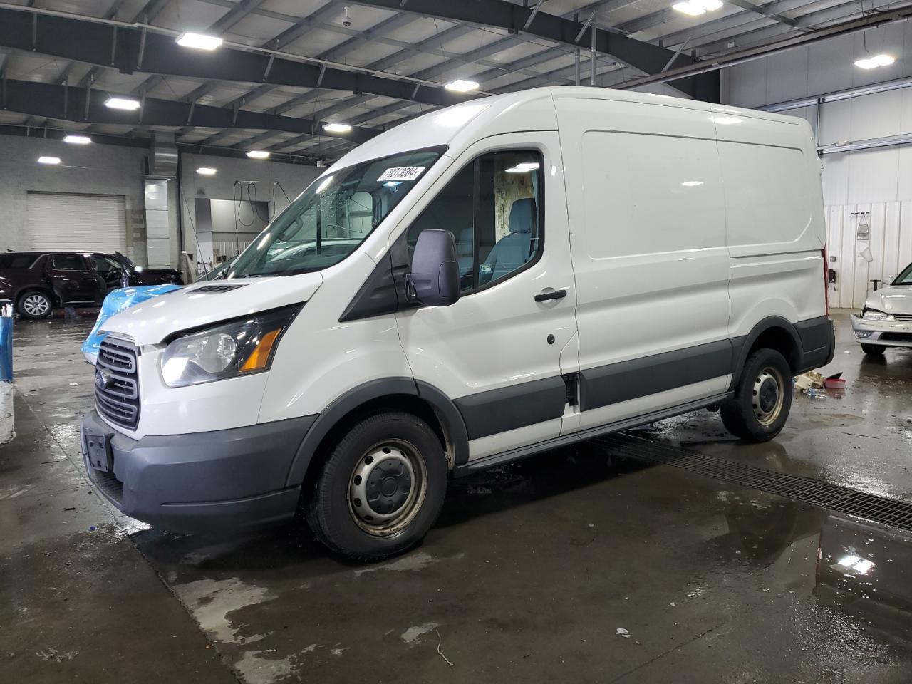 Ford Transit 2015 150