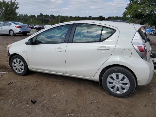 VIN JTDKDTB3XE1560034 2014 Toyota Prius no.2