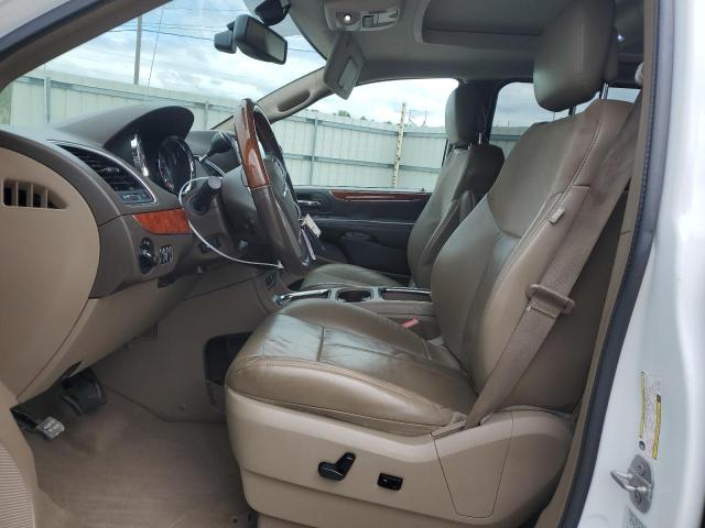 2016 CHRYSLER TOWN & COU - 2C4RC1GG3GR119863