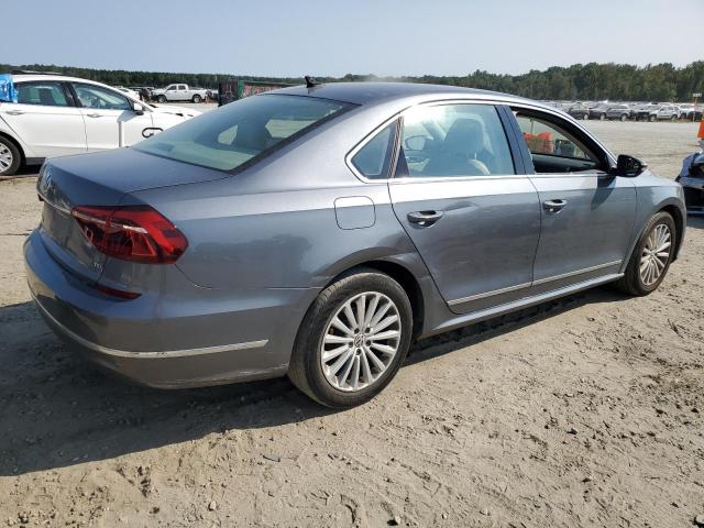 2017 VOLKSWAGEN PASSAT SE - 1VWBT7A36HC055951