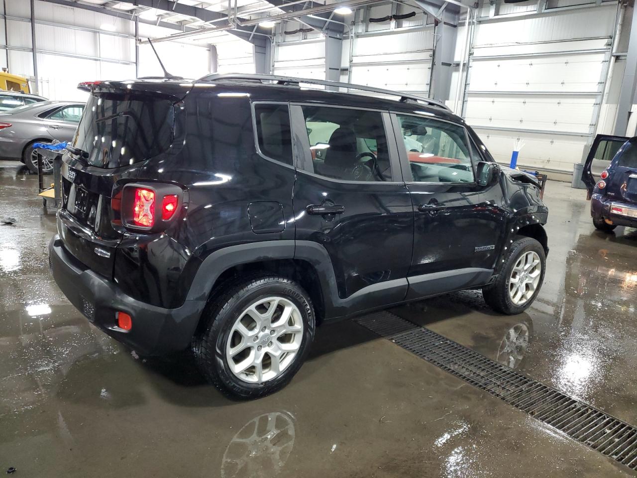 Lot #2921340830 2017 JEEP RENEGADE L