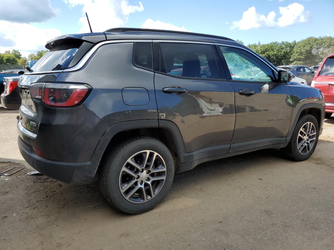 Lot #2989202799 2017 JEEP COMPASS LA