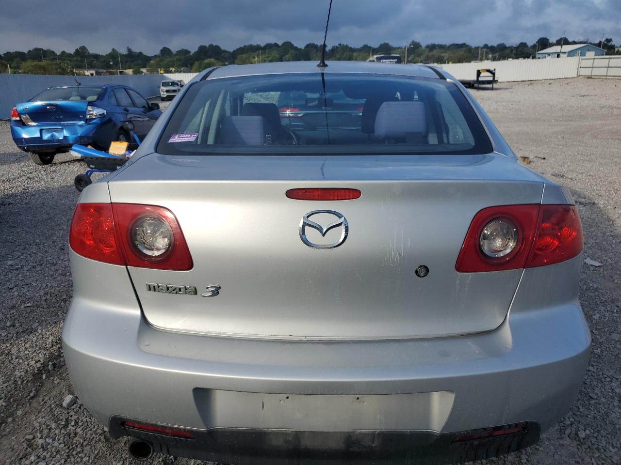 Lot #2971977032 2005 MAZDA 3 I