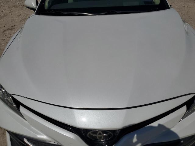 VIN 4T1B11HK8JU671908 2018 Toyota Camry, L no.11