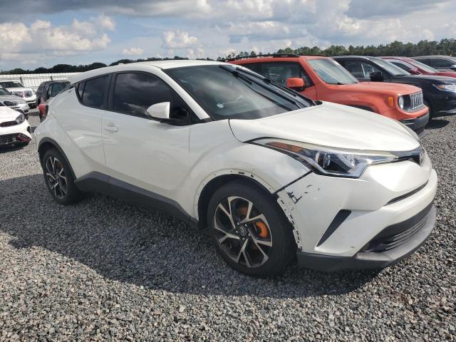 VIN JTNKHMBXXJ1002137 2018 Toyota C-HR, Xle no.4