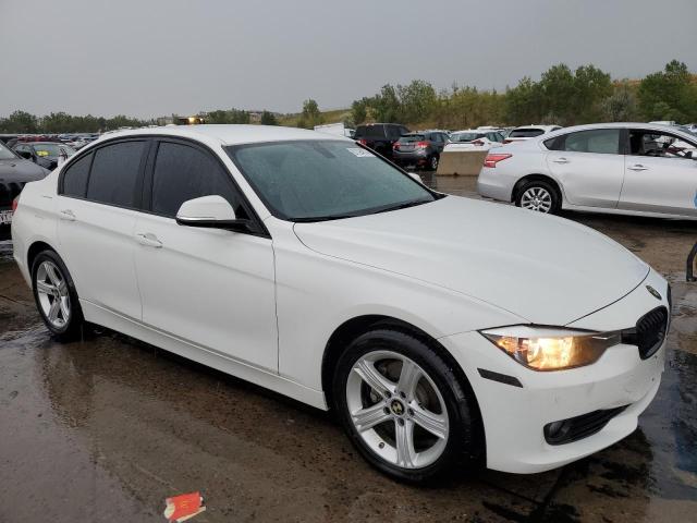 VIN WBA3C3G53FNS76897 2015 BMW 3 Series, 320 I Xdrive no.4