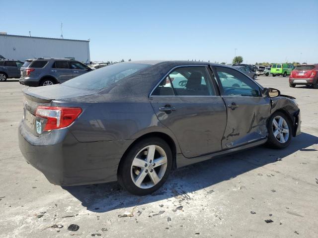 VIN 4T1BF1FK8EU861881 2014 Toyota Camry, L no.3