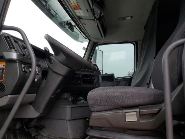 2019 VOLVO VN VNL 4V4NC9EJ8KN900755