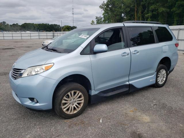 2016 TOYOTA SIENNA XLE - 5TDYK3DC9GS738759