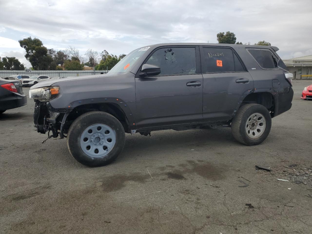 Toyota 4-Runner 2015 Base Grade