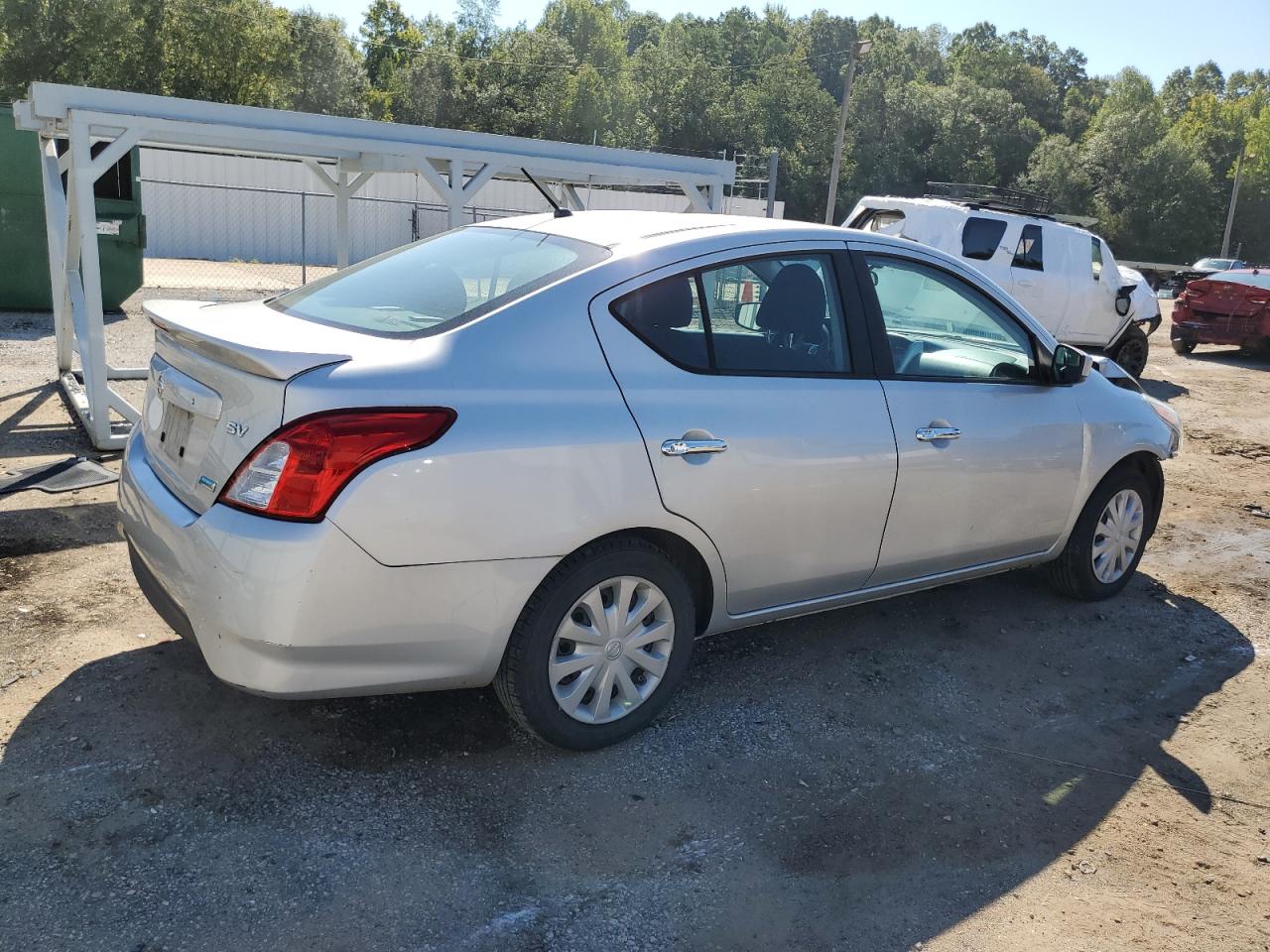 Lot #2862676636 2016 NISSAN VERSA S