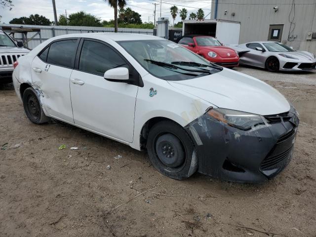 VIN 5YFBURHE1JP836666 2018 Toyota Corolla, L no.4