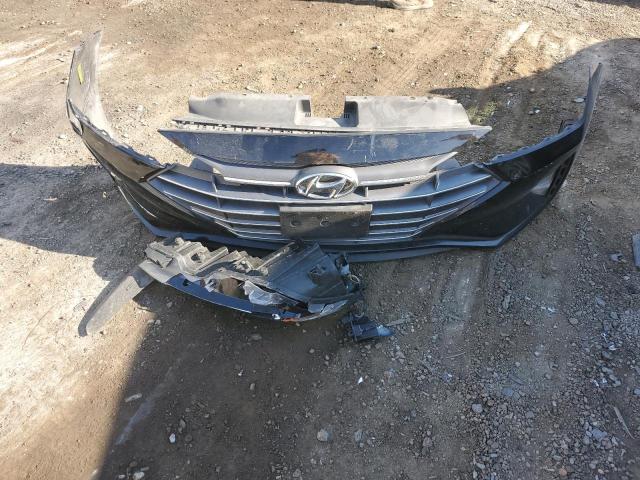 2019 HYUNDAI ELANTRA SE - 5NPD74LF8KH458279