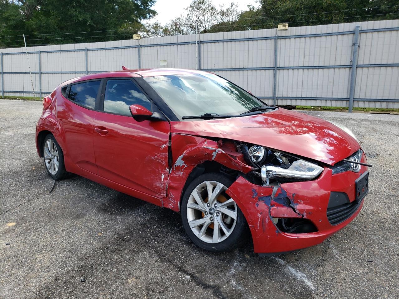 Lot #2902887718 2016 HYUNDAI VELOSTER