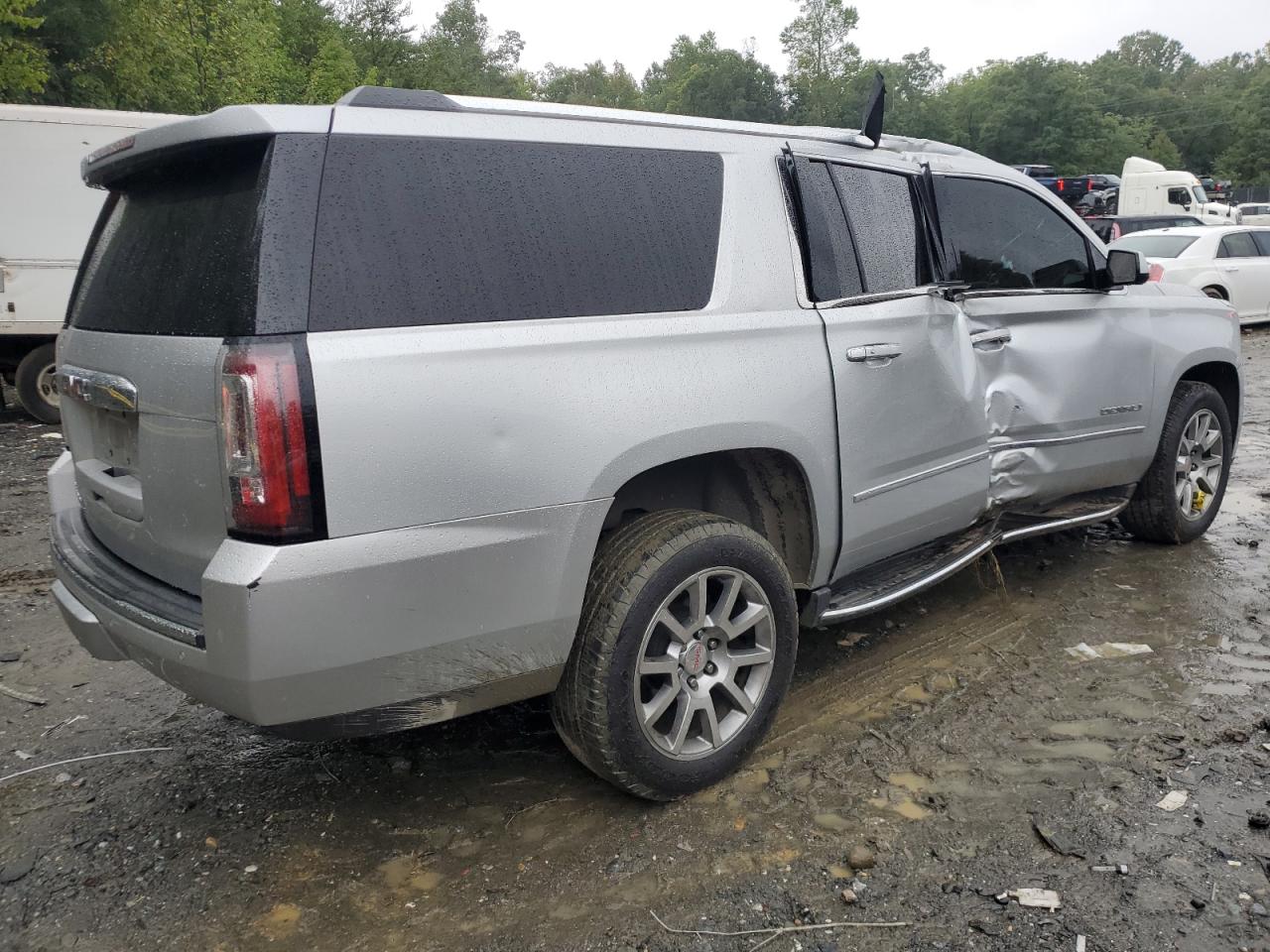 Lot #2969904903 2020 GMC YUKON XL D