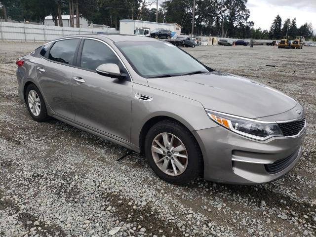 VIN 5XXGT4L33JG198446 2018 KIA Optima, LX no.4