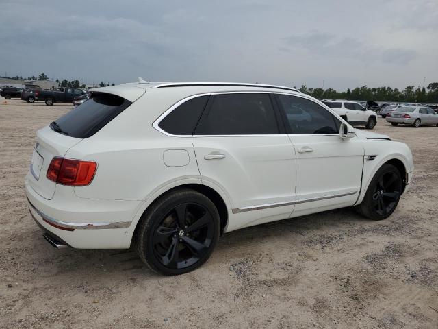 BENTLEY BENTAYGA 2018 white  Gasoline SJAAC2ZV2JC020287 photo #4