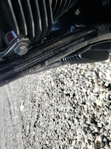 2019 HARLEY-DAVIDSON FLTRXS 1HD1KTP33KB671300