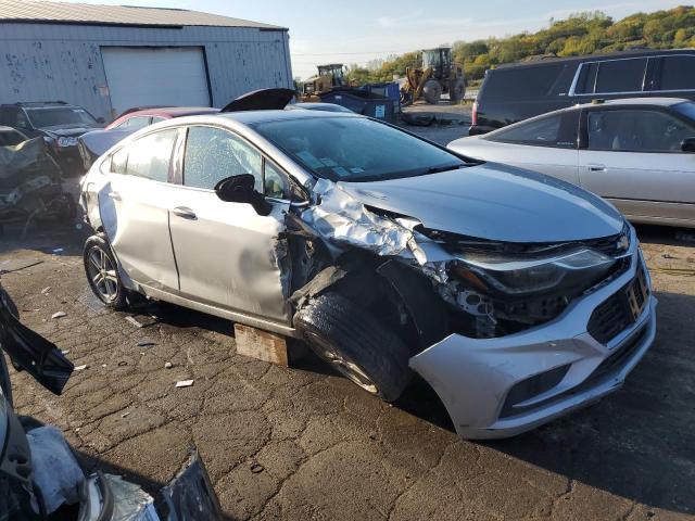 VIN 1G1BE5SM2H7204494 2017 CHEVROLET CRUZE no.4