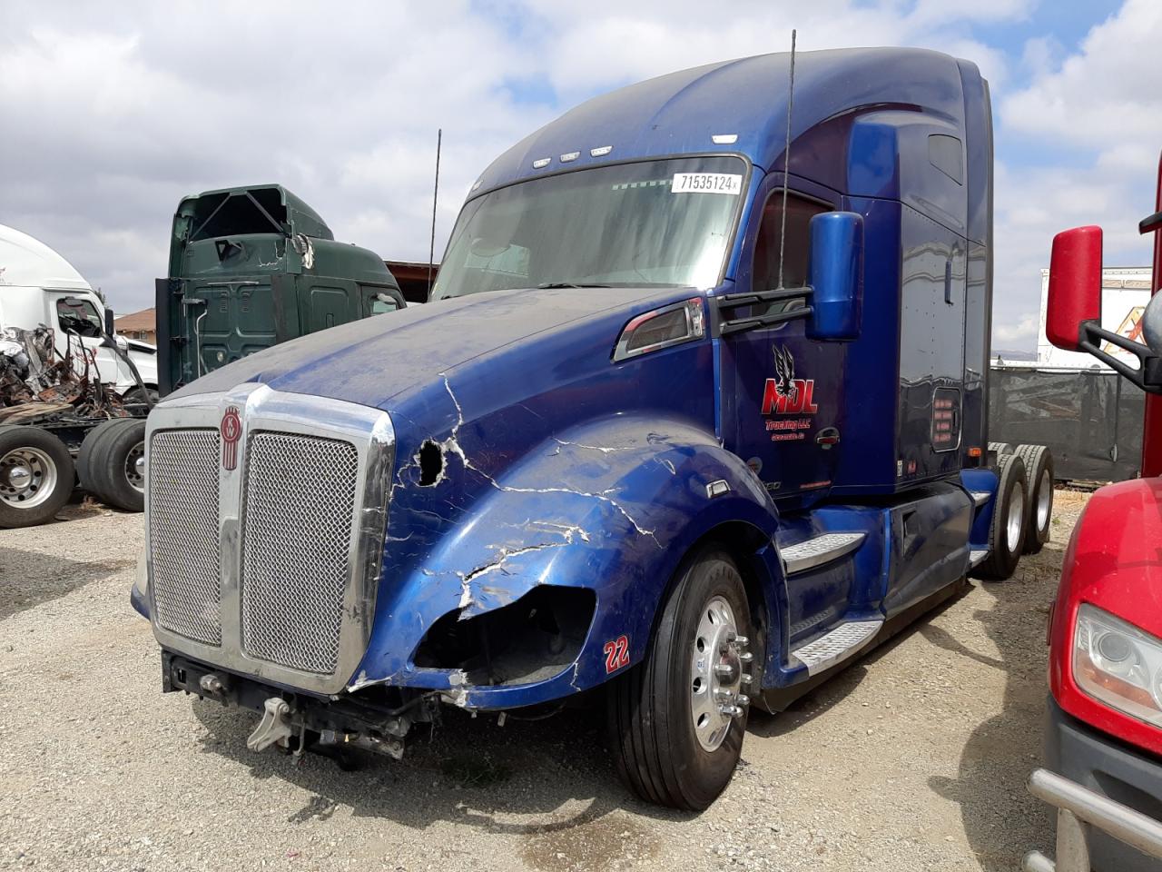 Lot #3036922724 2018 KENWORTH CONSTRUCTI