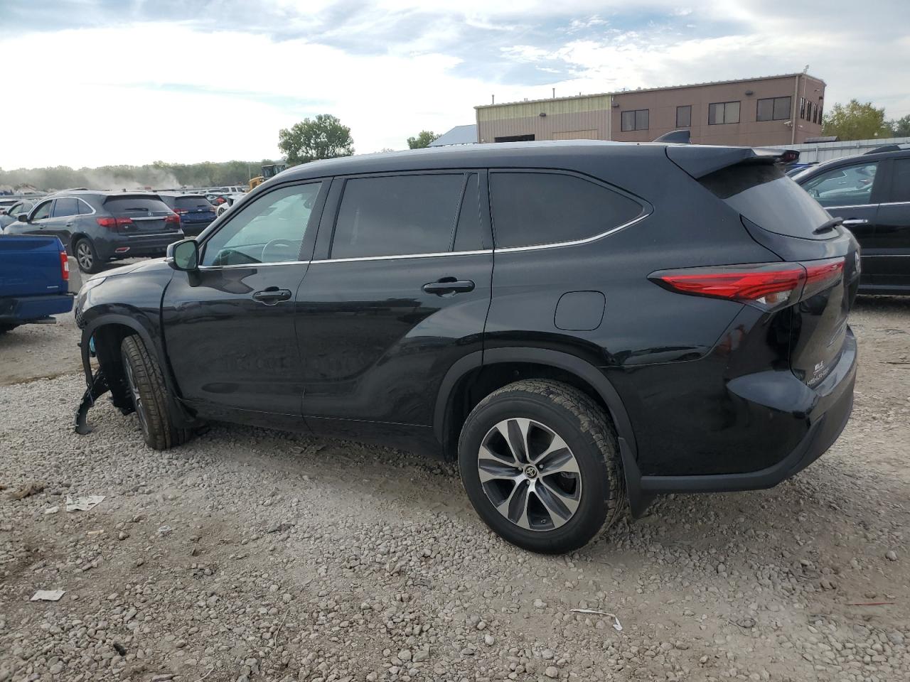 Lot #2926389966 2021 TOYOTA HIGHLANDER