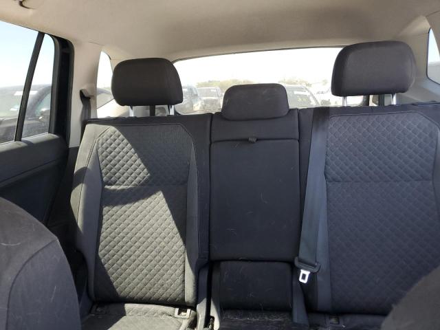 2018 VOLKSWAGEN TIGUAN S - 3VV1B7AX5JM106558