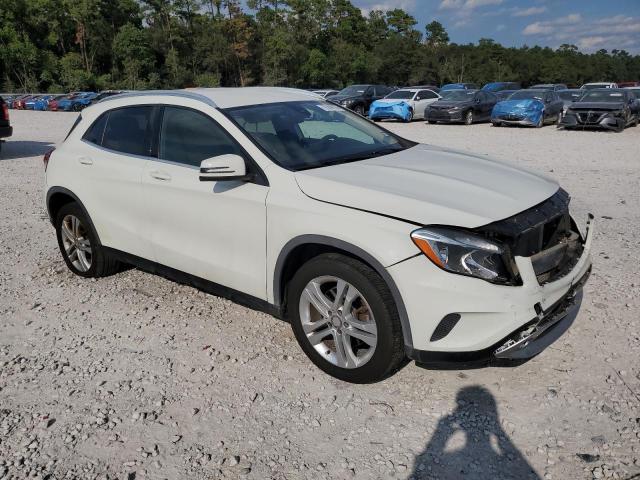 VIN WDCTG4EB1HJ303458 2017 Mercedes-Benz GLA-Class,... no.4