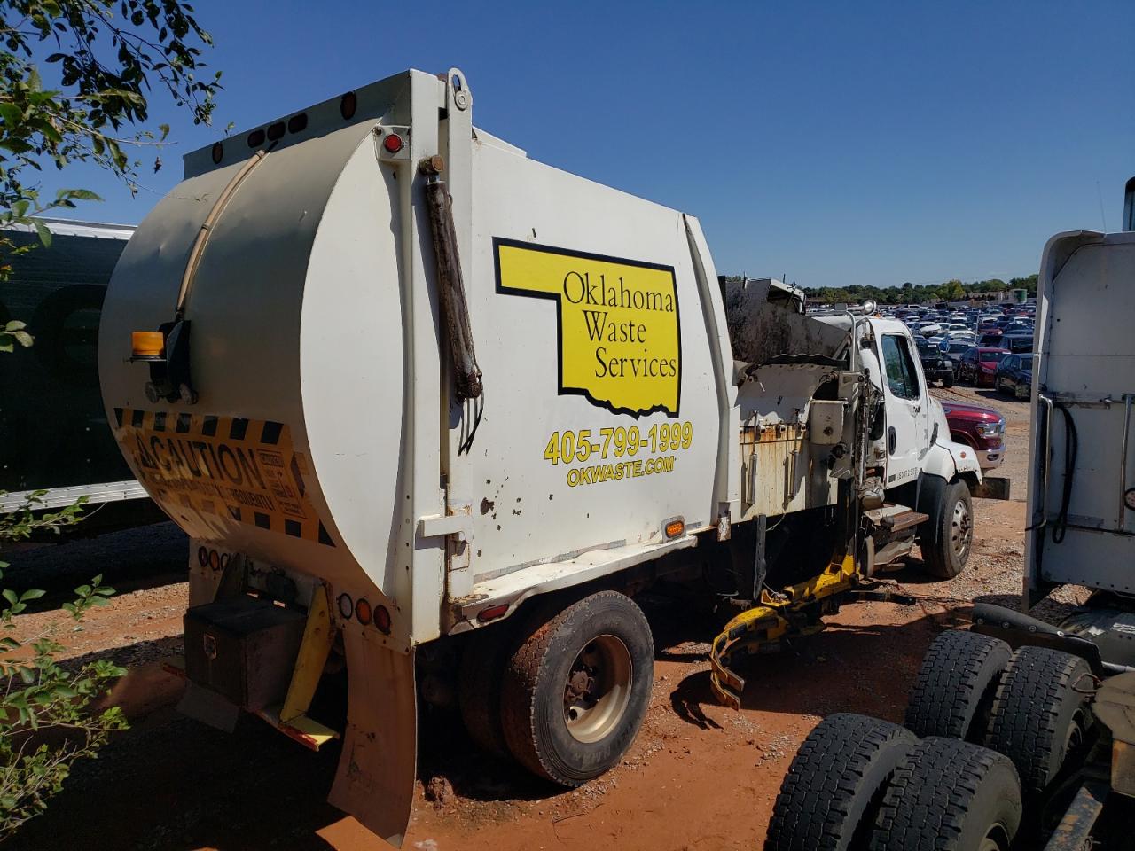 Lot #2893380633 2016 FREIGHTLINER 108SD