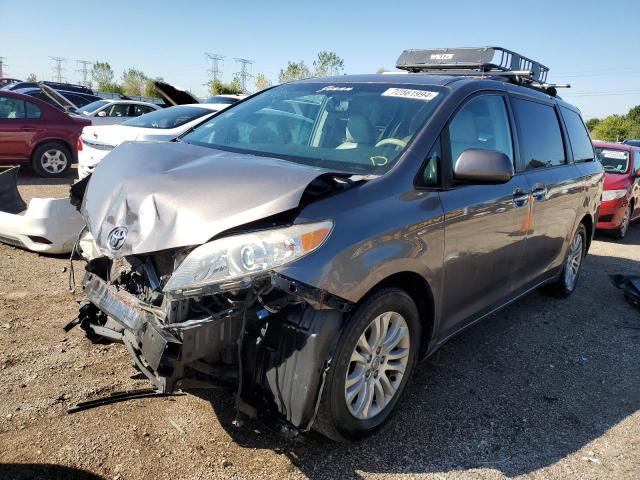 VIN 5TDYK3DC8ES470266 2014 Toyota Sienna, Xle no.1