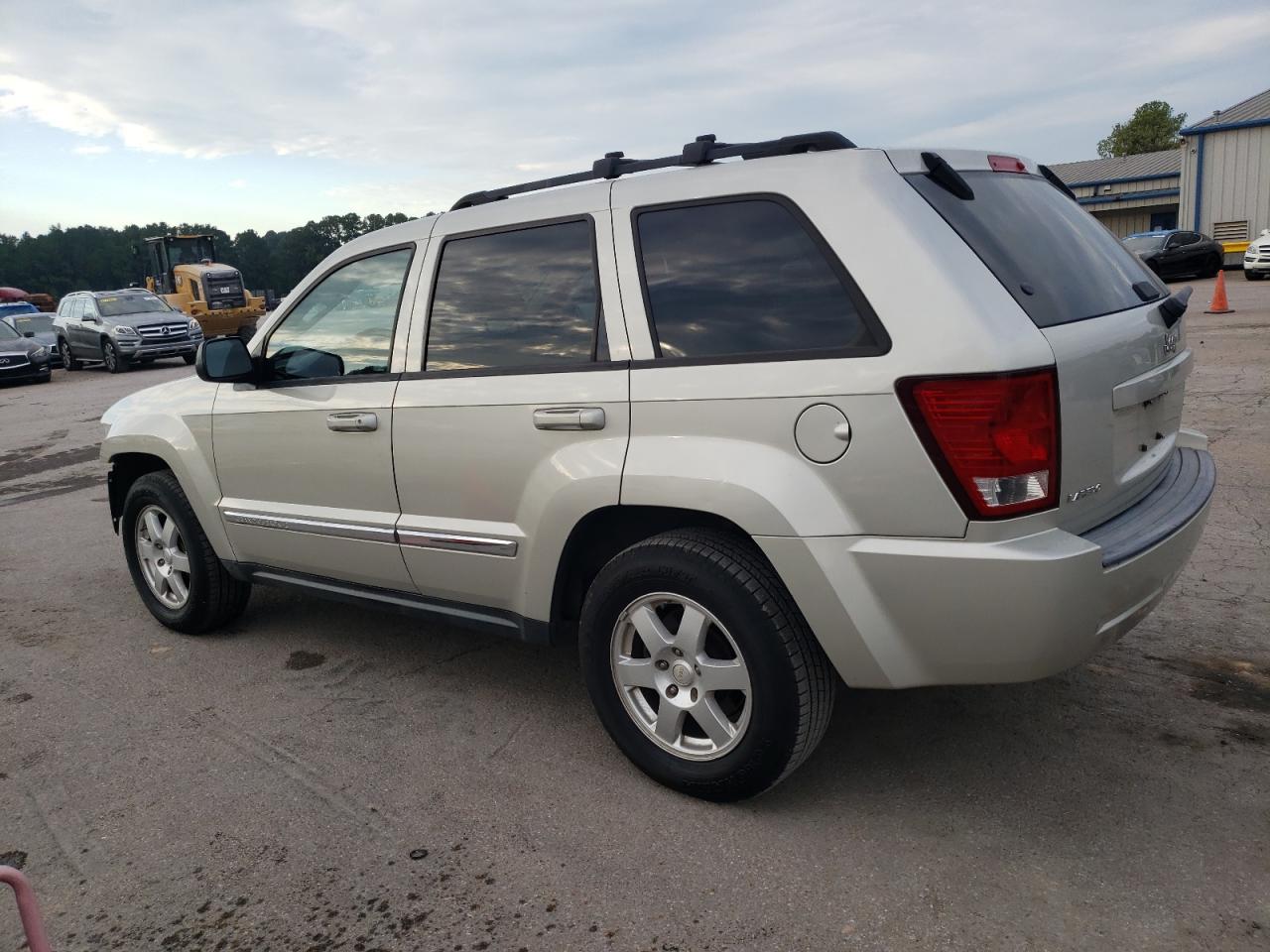 2010 Jeep GRAND CHER, LAREDO