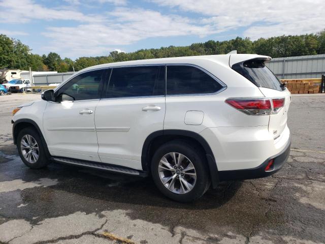 VIN 5TDZKRFH6GS182216 2016 Toyota Highlander, LE no.2