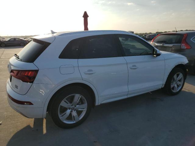 VIN WA1ANAFY1J2014708 2018 Audi Q5, Premium no.3