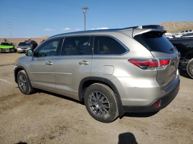 VIN 5TDJKRFHXES031115 2014 Toyota Highlander, Xle no.2