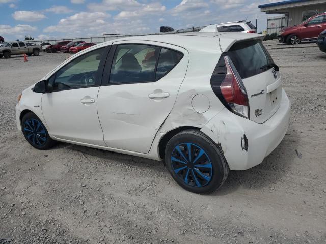 VIN JTDKDTB32G1132929 2016 Toyota Prius no.2