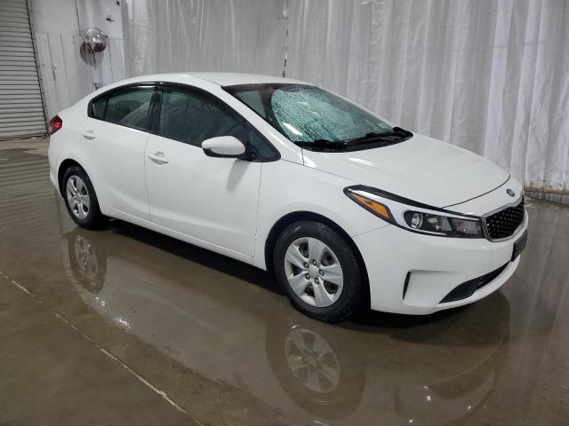 VIN 3KPFK4A74JE242757 2018 KIA Forte, LX no.4