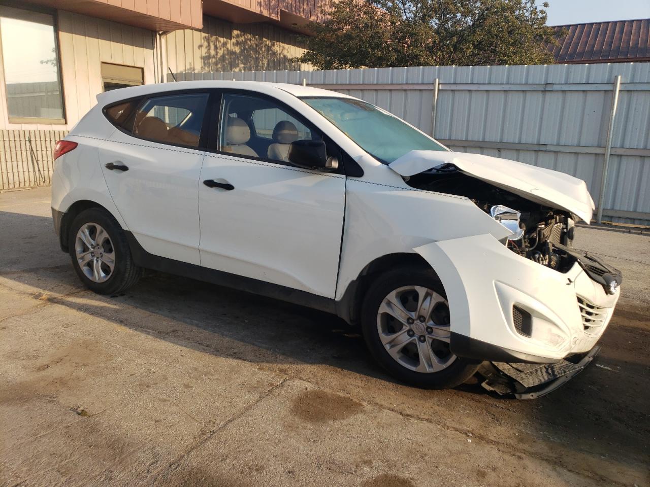 Lot #2855579058 2011 HYUNDAI TUCSON GL