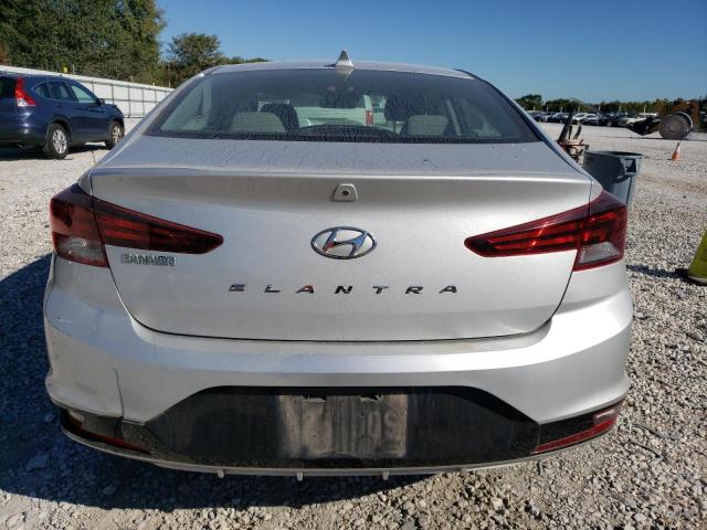 2019 HYUNDAI ELANTRA SE - 5NPD84LF1KH456886