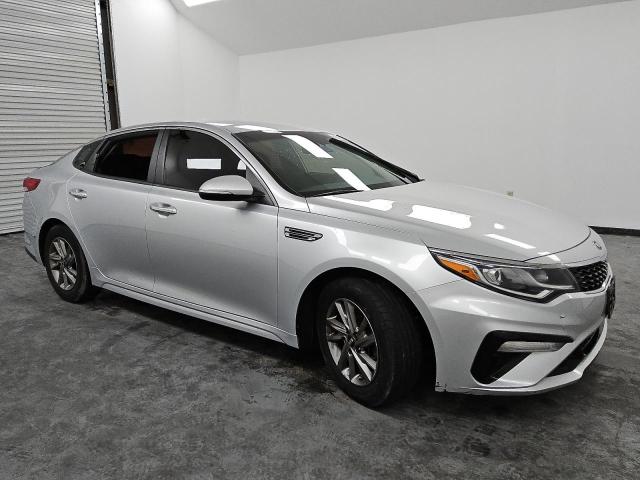 VIN 5XXGT4L37KG324020 2019 KIA Optima, LX no.4