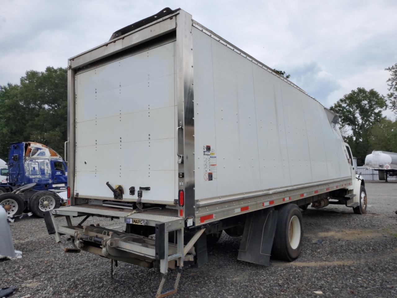 Lot #2853039410 2020 FREIGHTLINER M2 106 MED