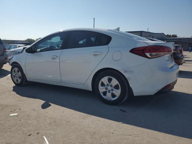 VIN 3KPFK4A74HE105084 2017 KIA Forte, LX no.2