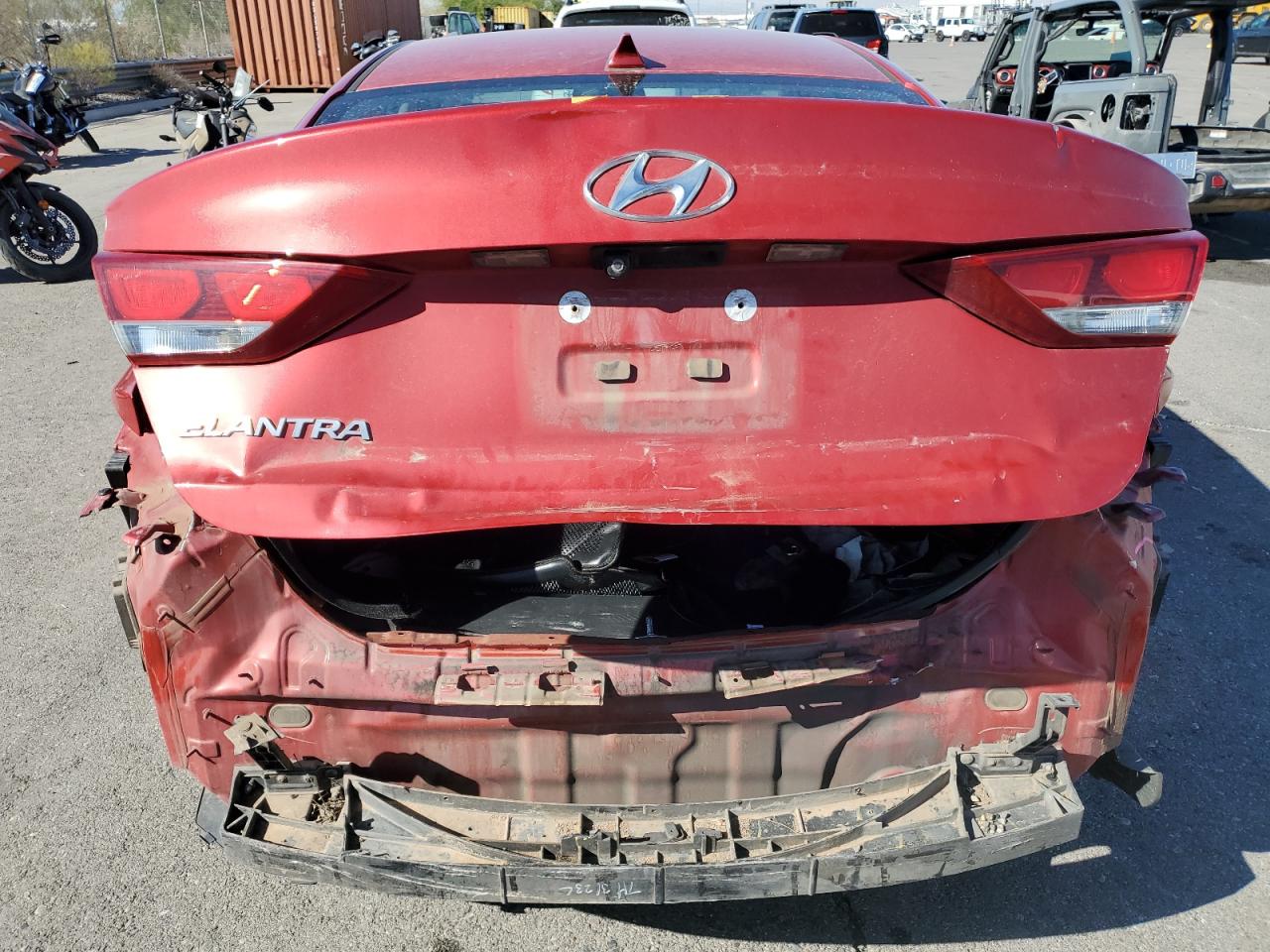 Lot #2970191287 2017 HYUNDAI ELANTRA SE