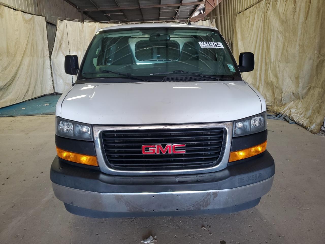 Lot #3034303071 2020 GMC SAVANA G25