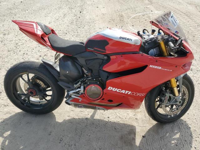 DUCATI SUPERBIKE 2013 red racer gas ZDM14BPW9DB011463 photo #1