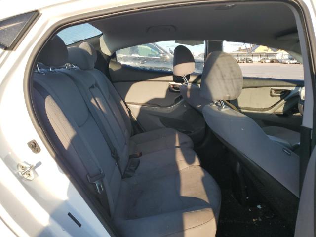 2016 HYUNDAI ELANTRA SE 5NPDH4AE9GH694857