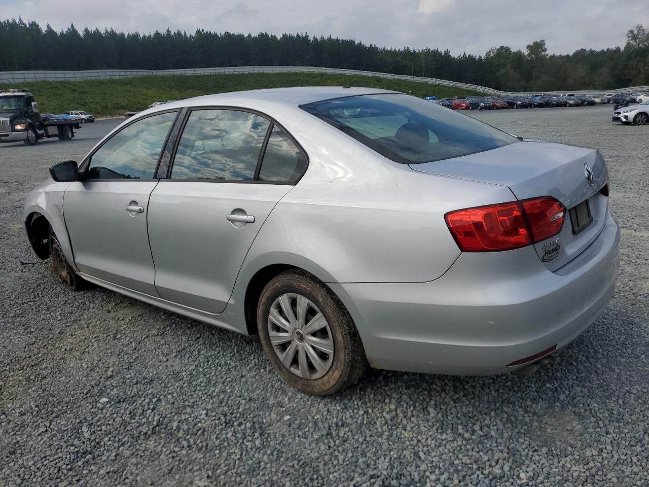 Lot #3029728643 2012 VOLKSWAGEN JETTA BASE