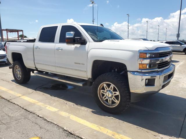 VIN 1GC1KWE86GF199904 2016 Chevrolet Silverado, K25... no.4