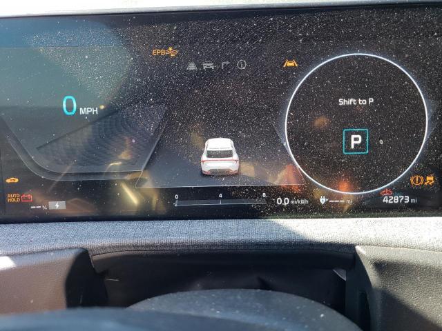 2023 KIA EV6 LIGHT - KNDC34LA1P5609899