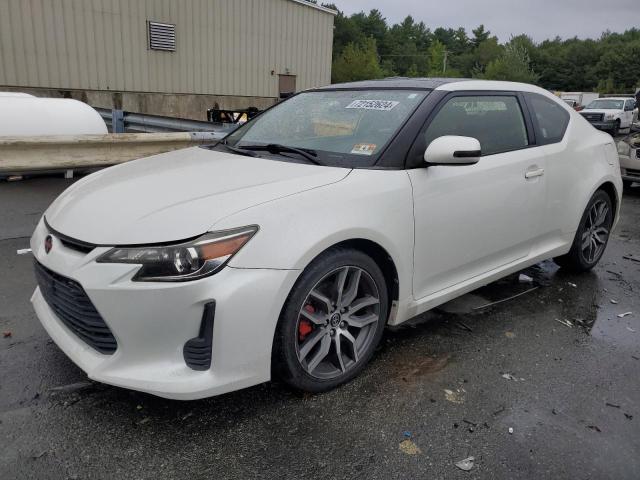 VIN JTKJF5C73FJ007254 2015 Toyota Scion no.1