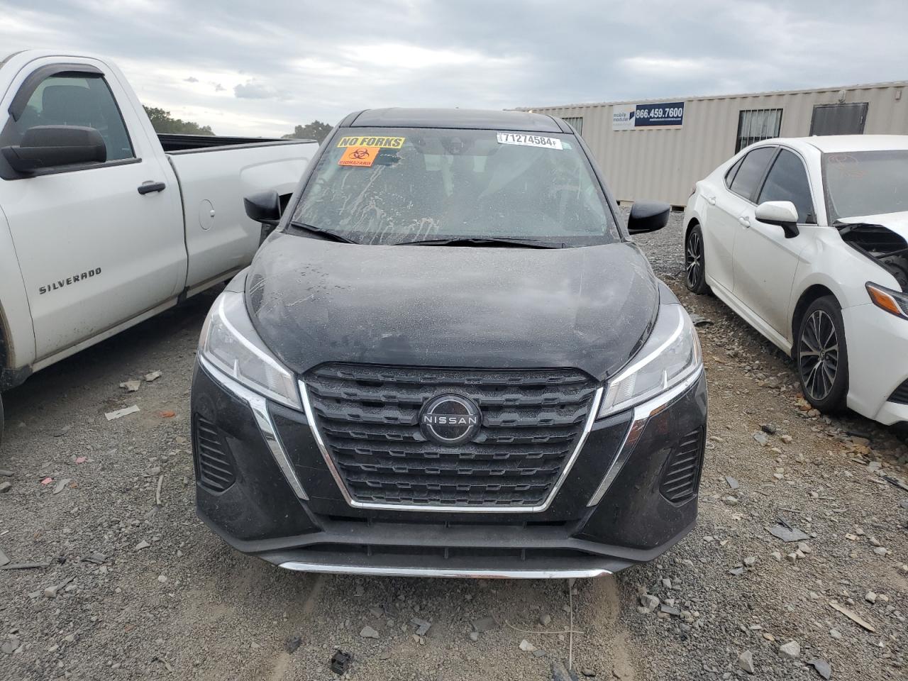 Lot #2879138000 2023 NISSAN KICKS S